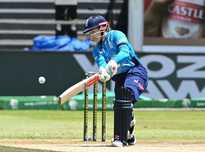 持了一年四 持了一年四