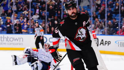 他在有限的 他在有限的