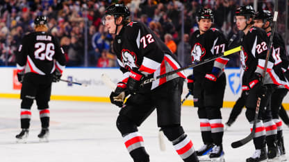 他的缺席无 他的缺席无